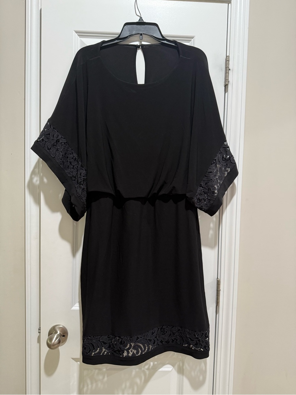 Jessica Howard Black Lace-Trim Shift